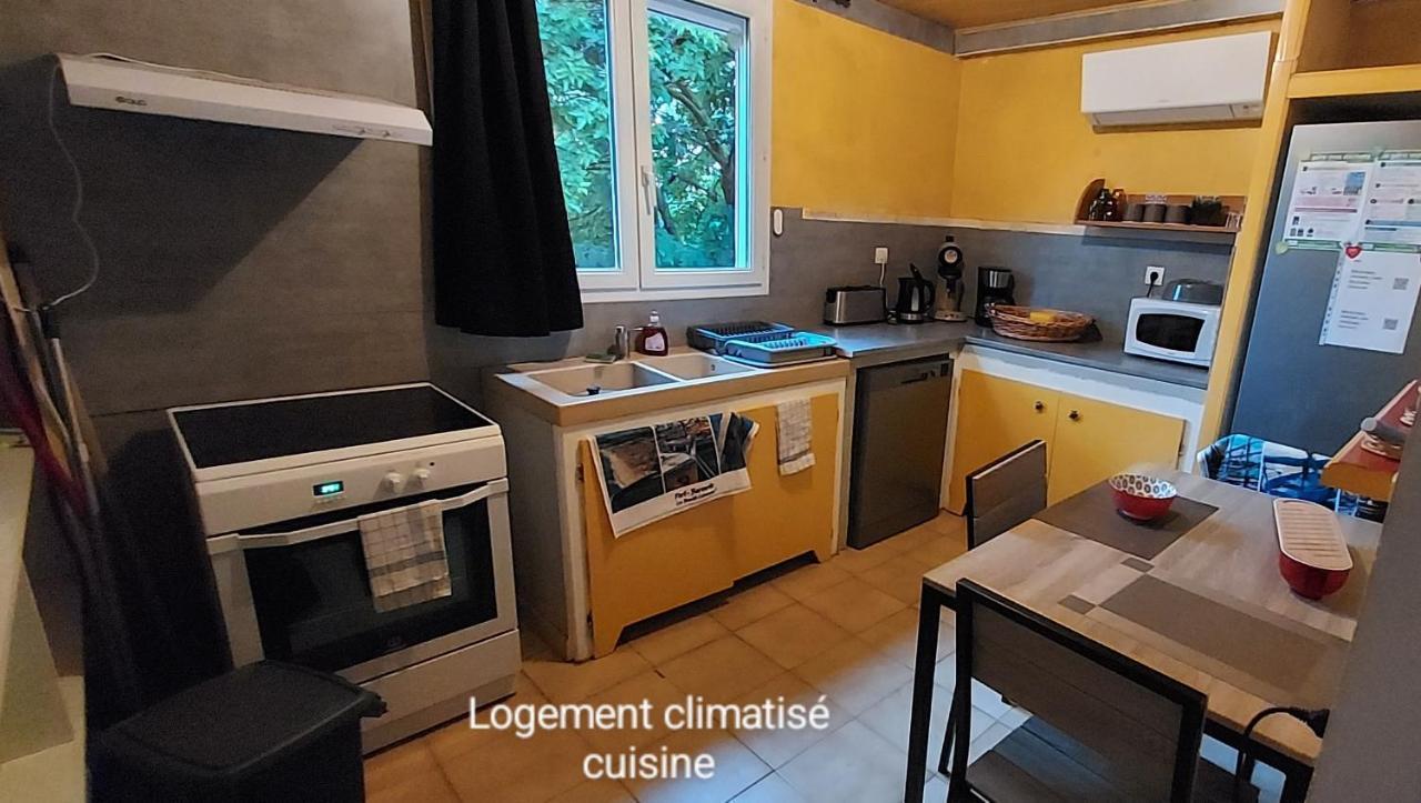 Le Barcares Logement Climatise Pour 6 Personnes, Draps Et Serviettes Non Fournis Air-Conditioned Accommodation For 6 People, Sheets And Towels Not Provided Alojamiento Con Aire Acondicionado Para 6 Personas, Sabanas Y Toallas No Incluidas Esterno foto