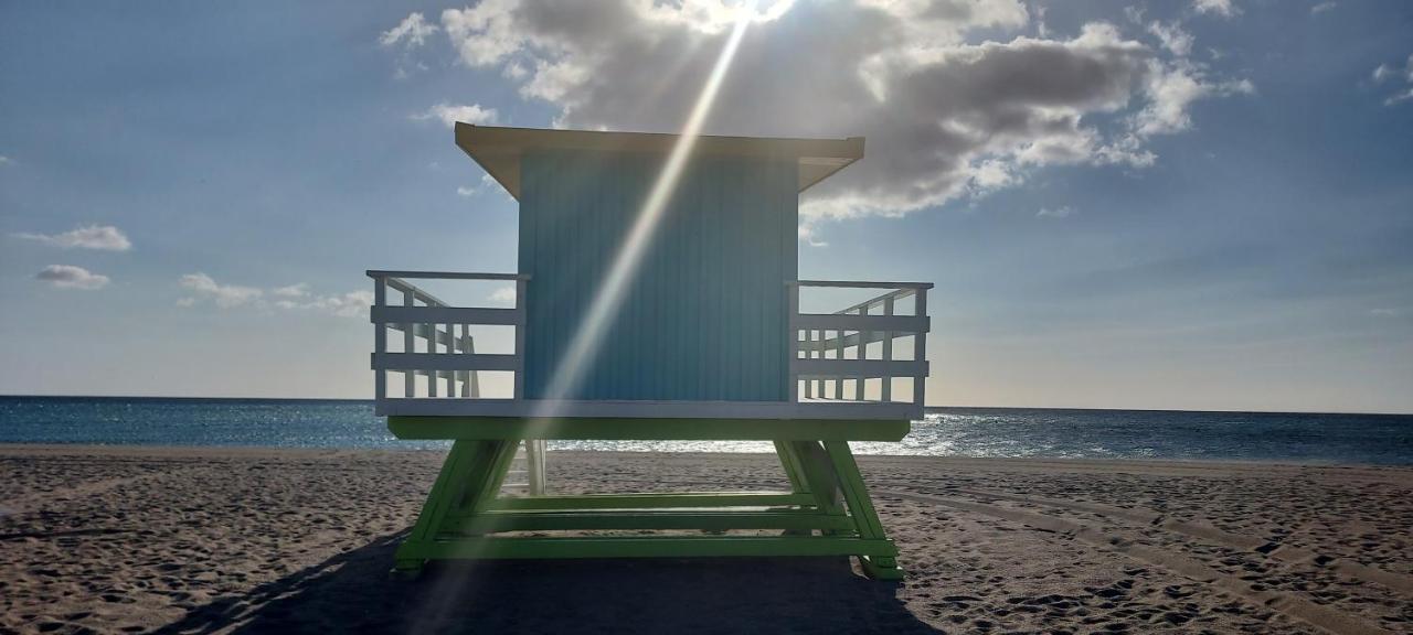 Le Barcares Logement Climatise Pour 6 Personnes, Draps Et Serviettes Non Fournis Air-Conditioned Accommodation For 6 People, Sheets And Towels Not Provided Alojamiento Con Aire Acondicionado Para 6 Personas, Sabanas Y Toallas No Incluidas Esterno foto